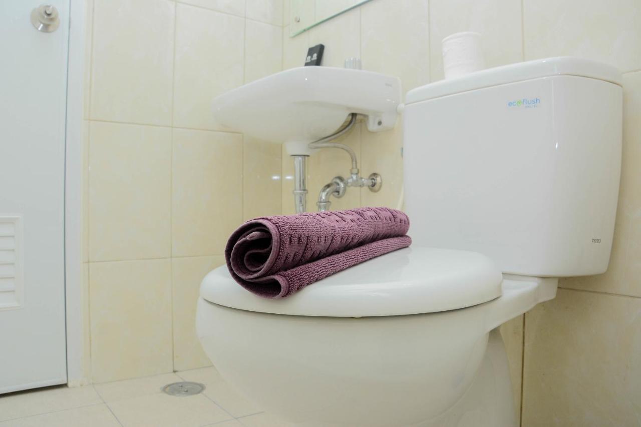 Cozy 2br At Springlake Summarecon By Travelio Apartemen *