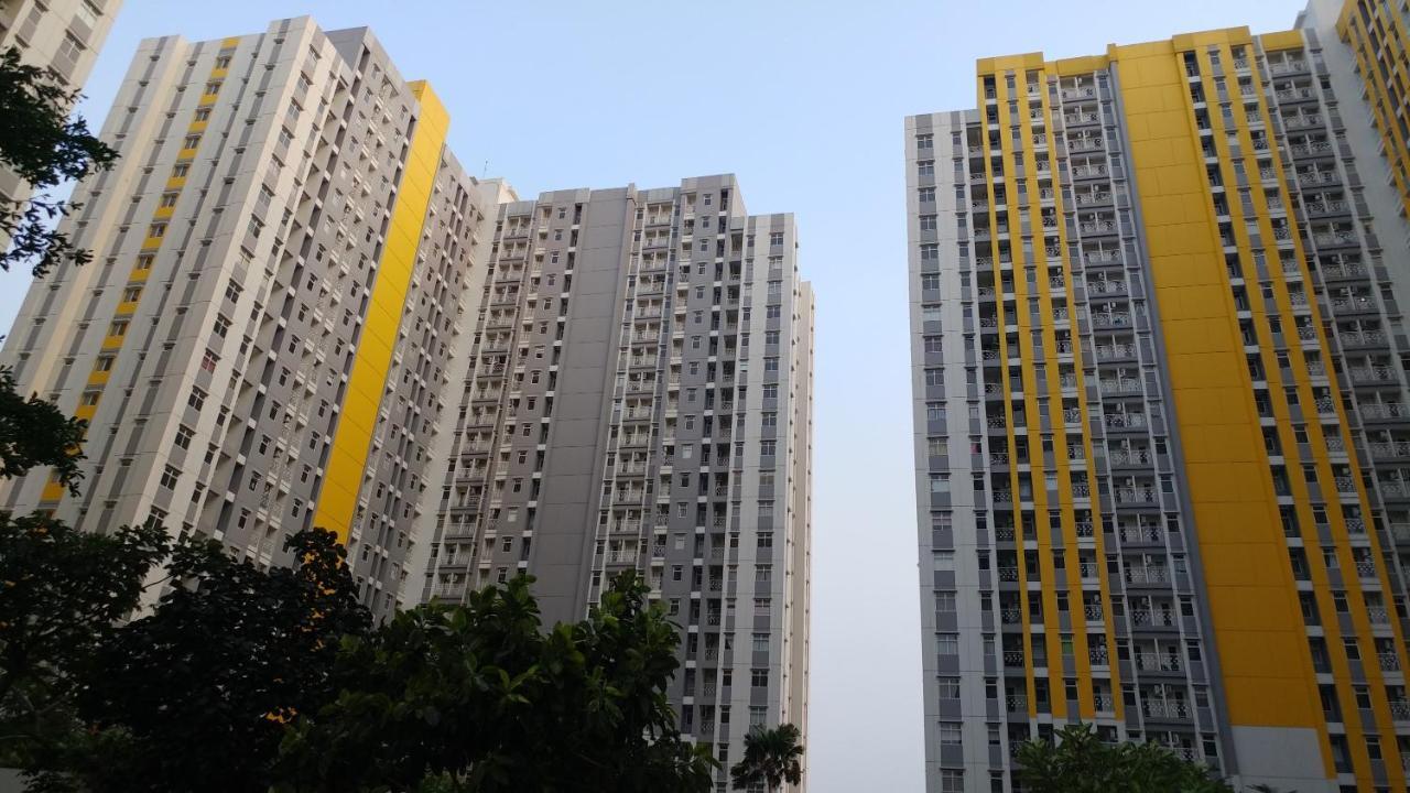 Cozy 2br At Springlake Summarecon By Travelio